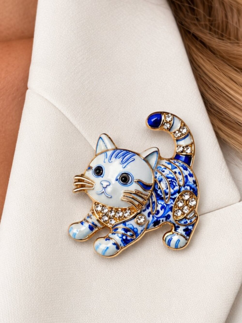 Blue White Cat Brooch Pin Rhinestone Porcelain Chinoiserie Crystal Kitty Jewelry
